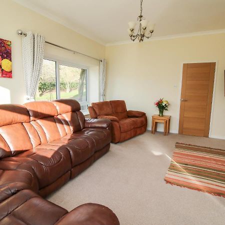 Bicton Lea Villa Acton  Luaran gambar