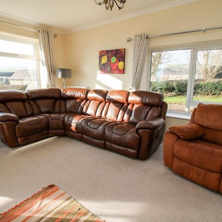 Bicton Lea Villa Acton  Luaran gambar