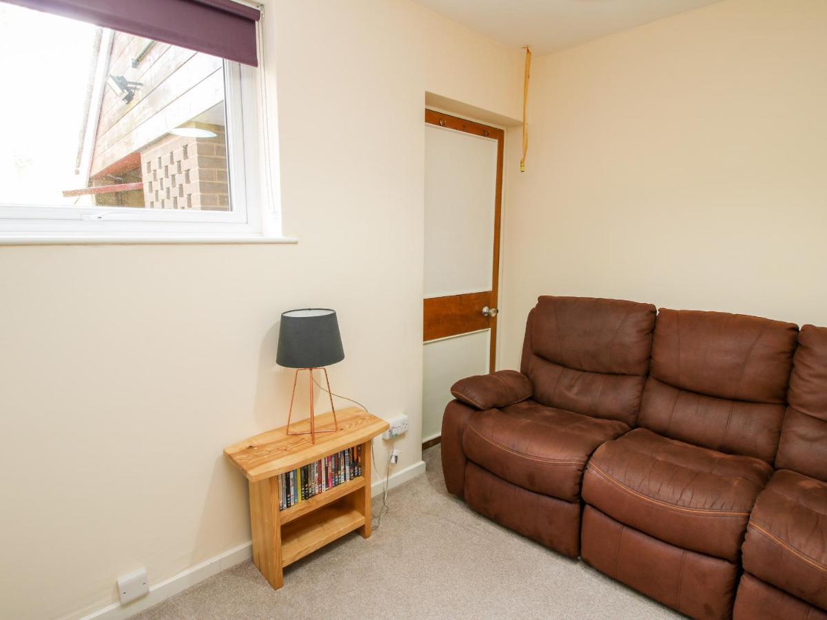 Bicton Lea Villa Acton  Luaran gambar